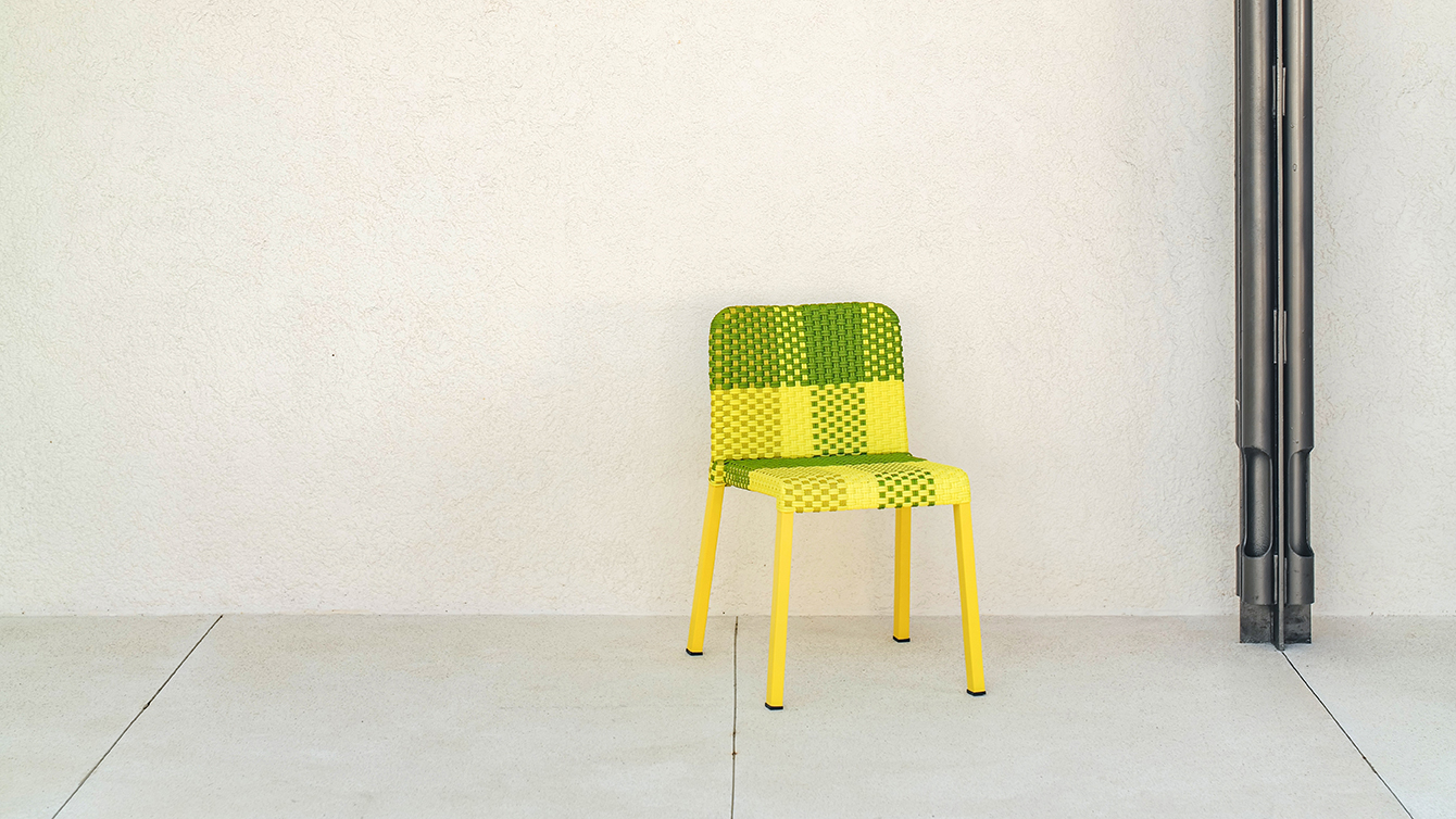 Products Images/4L Pixie Chair New/lebello-4l-pixie-chair_outdoor.jpg