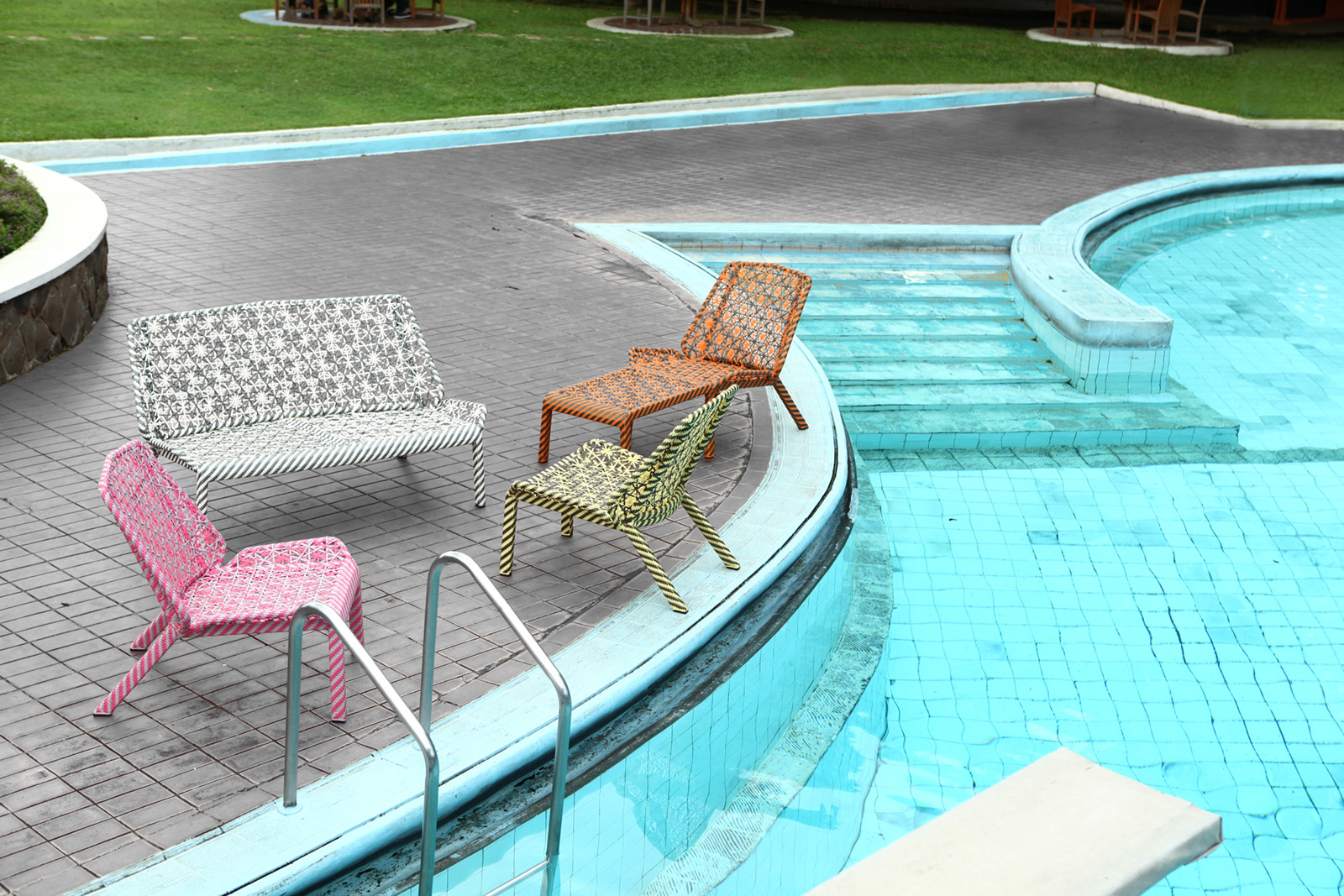 Products Images/4L X Lounger Chaise/Lebello-outdoor-4L-X-Lounger-Chaise.jpg