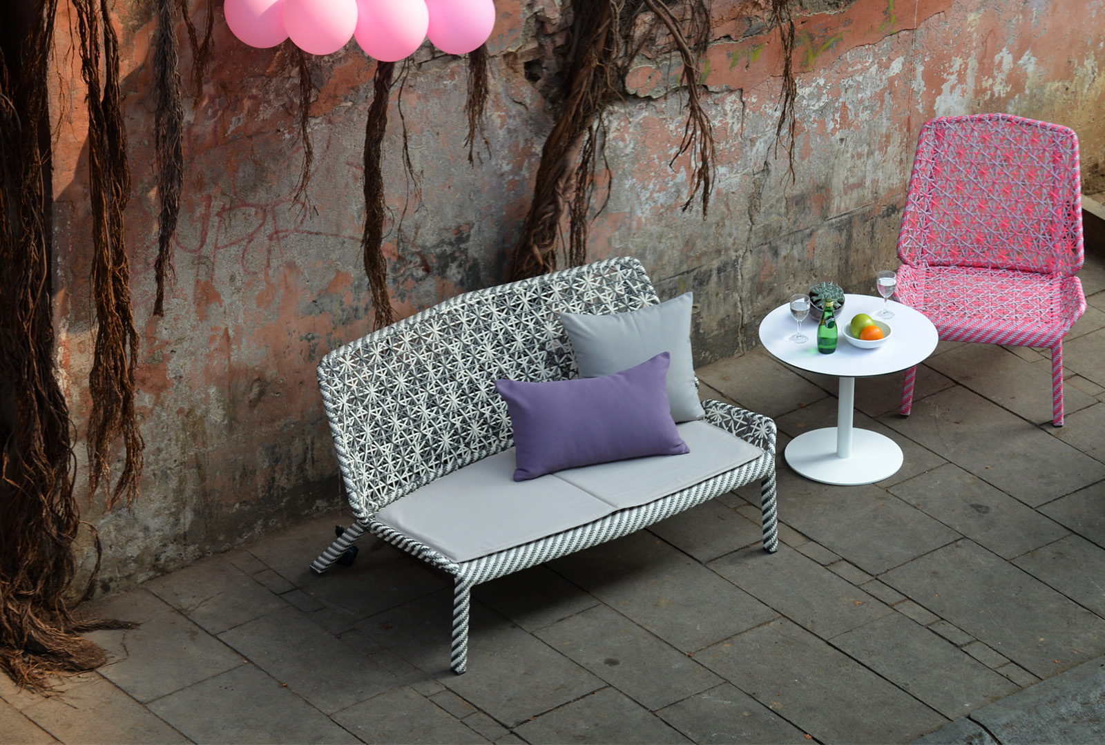 Products Images/4L X Lounger Double/Lebello-Outdoor-4-X-Lounger-Double-right.jpg