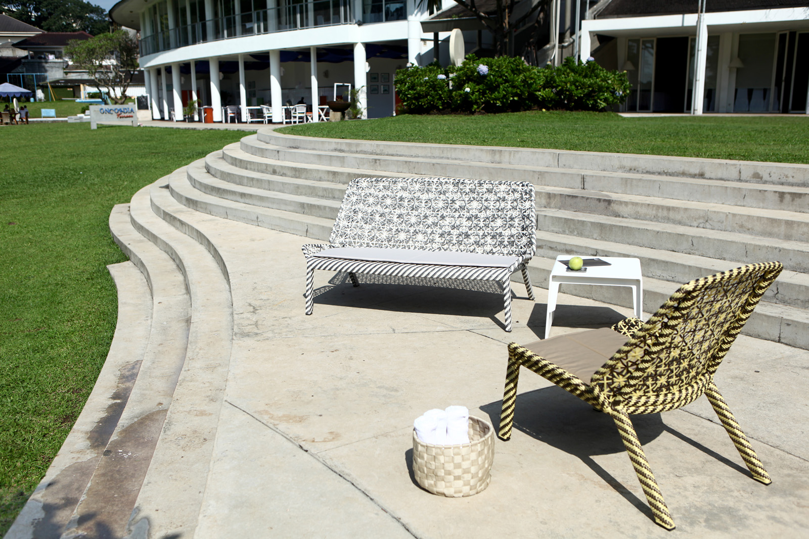 Products Images/4L X Lounger Double/Lebello-Outdoor-4-X-Lounger_Double.jpg