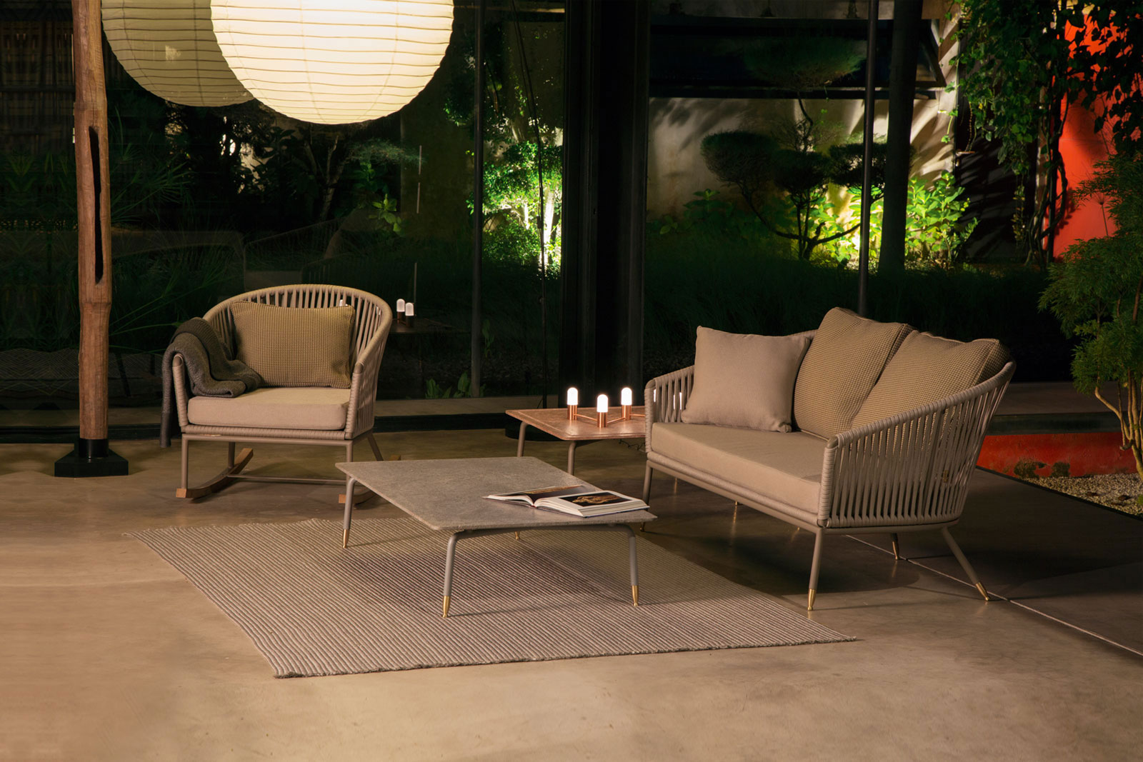 Products Images/Club 7 Sofa/Lebello-Outdoor_Club-7_Sofa.jpg