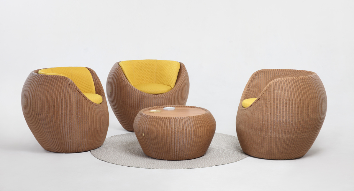 Donut Lounge Chair & Tables