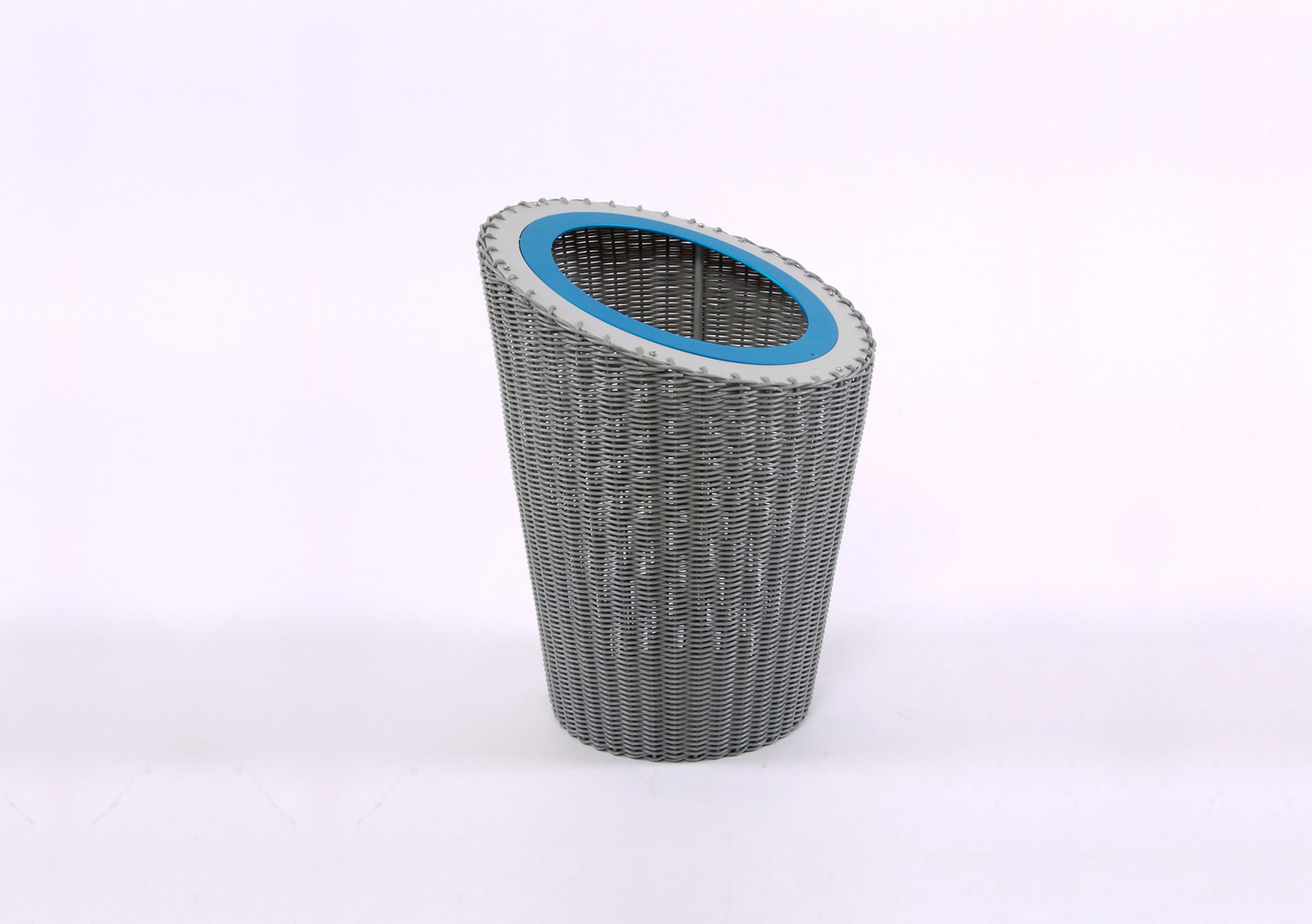 Products Images/Penguin/Lebello-Outdoor_Penguin.jpg