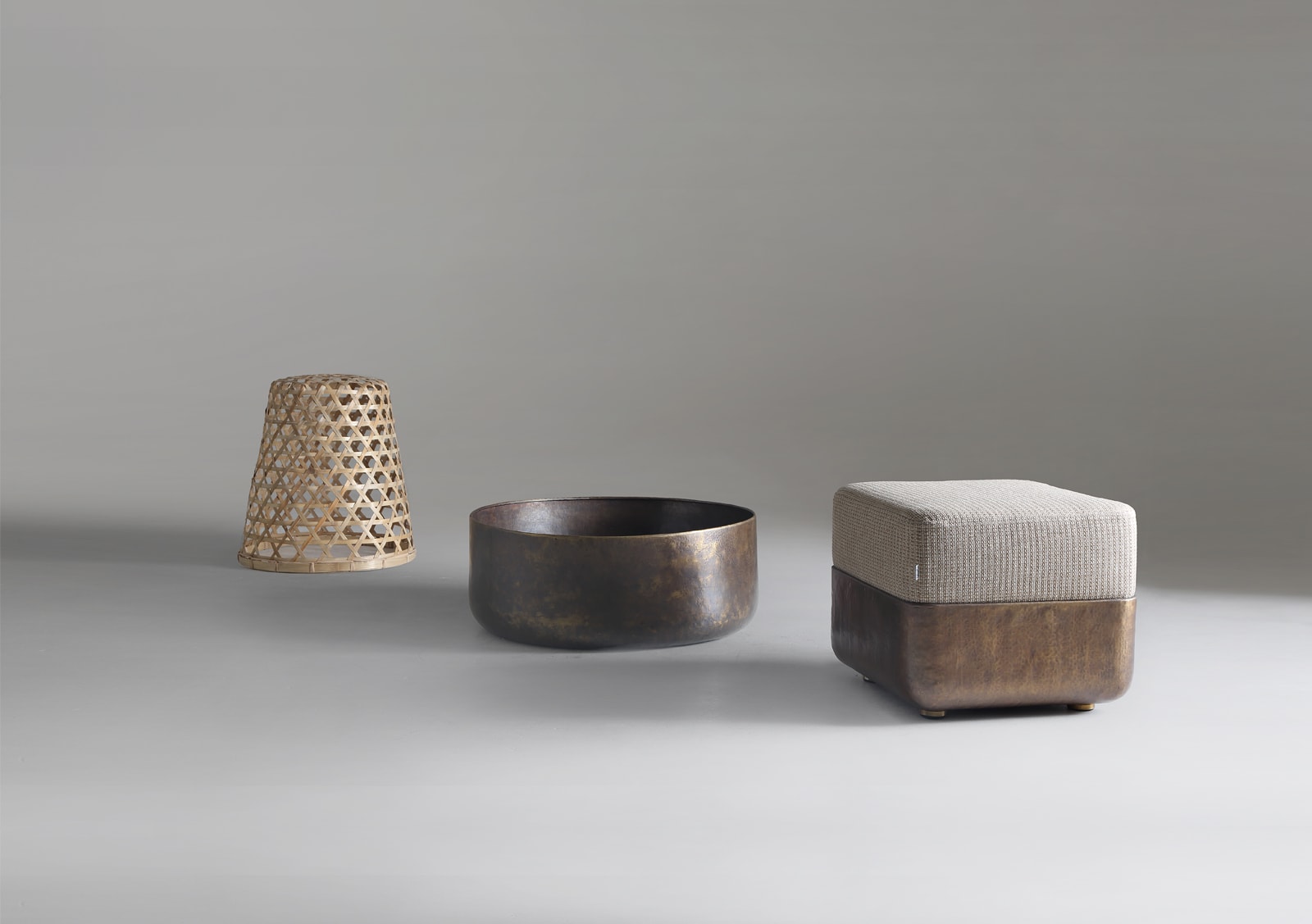 Products Images/Round Brass Stool/Lebello-Outdoor-Round-Brass-Stool.jpg