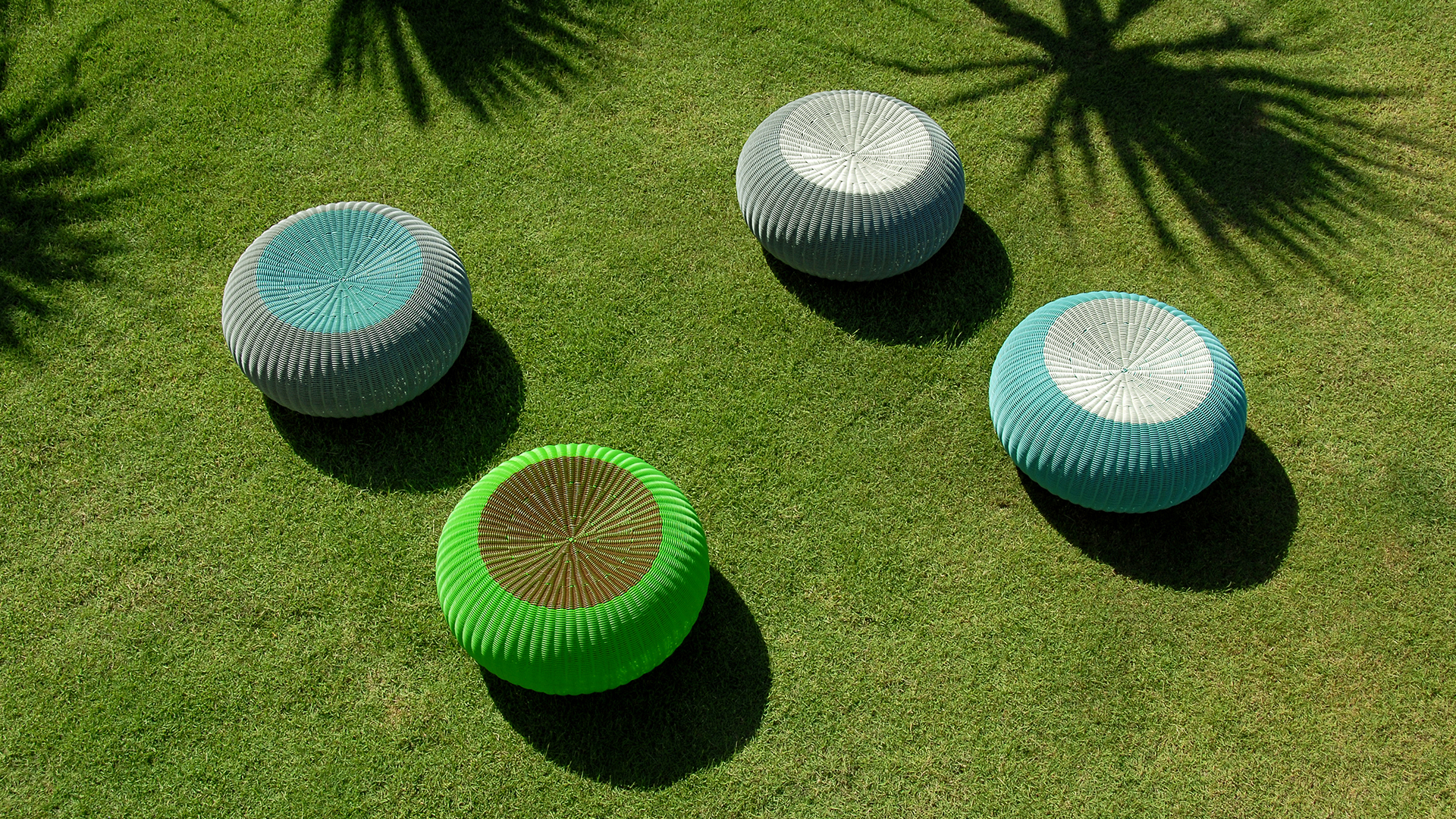 Products Images/Spinball/Lebello_Outdoor-Spinball_Gallery.jpg