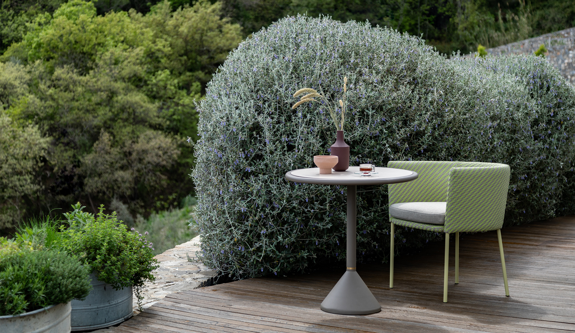 Products Images/Tubo Cafe Tables/Lebello_Outdoor-Tubo-Cafe-Tables.jpg