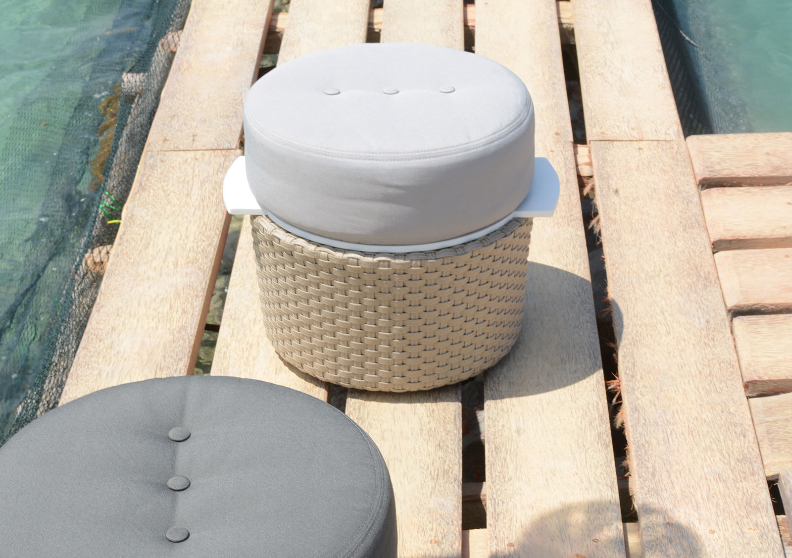 Products Images/Vaud Stool/Lebello_vaud-stool-outdoor.jpg