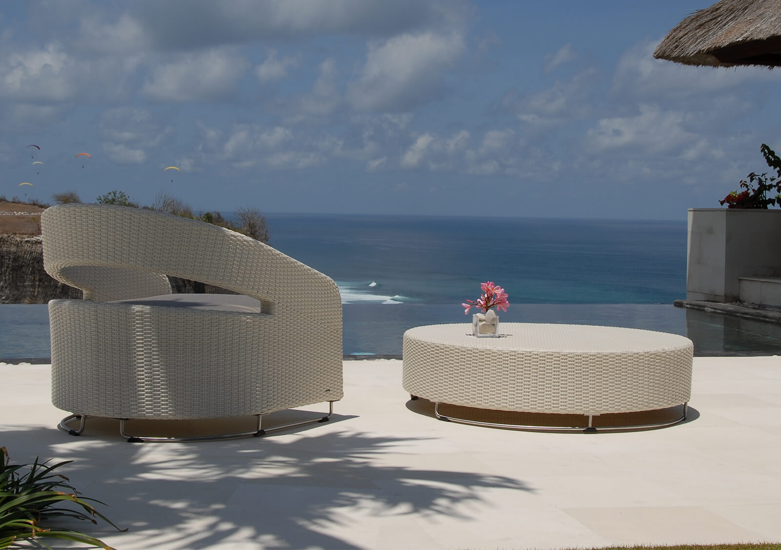 all-pages-sliders/Club 6 Series/Lebello-Outdoor-club-6-coffee-table.jpg